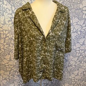 Floral Green Button-Up Women's Top